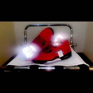 Jordan retro 5 raging bulls